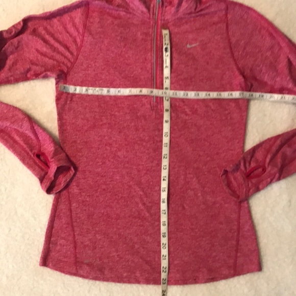NIKE Dry Element Running Top Women's Small - Picture 6 of 6